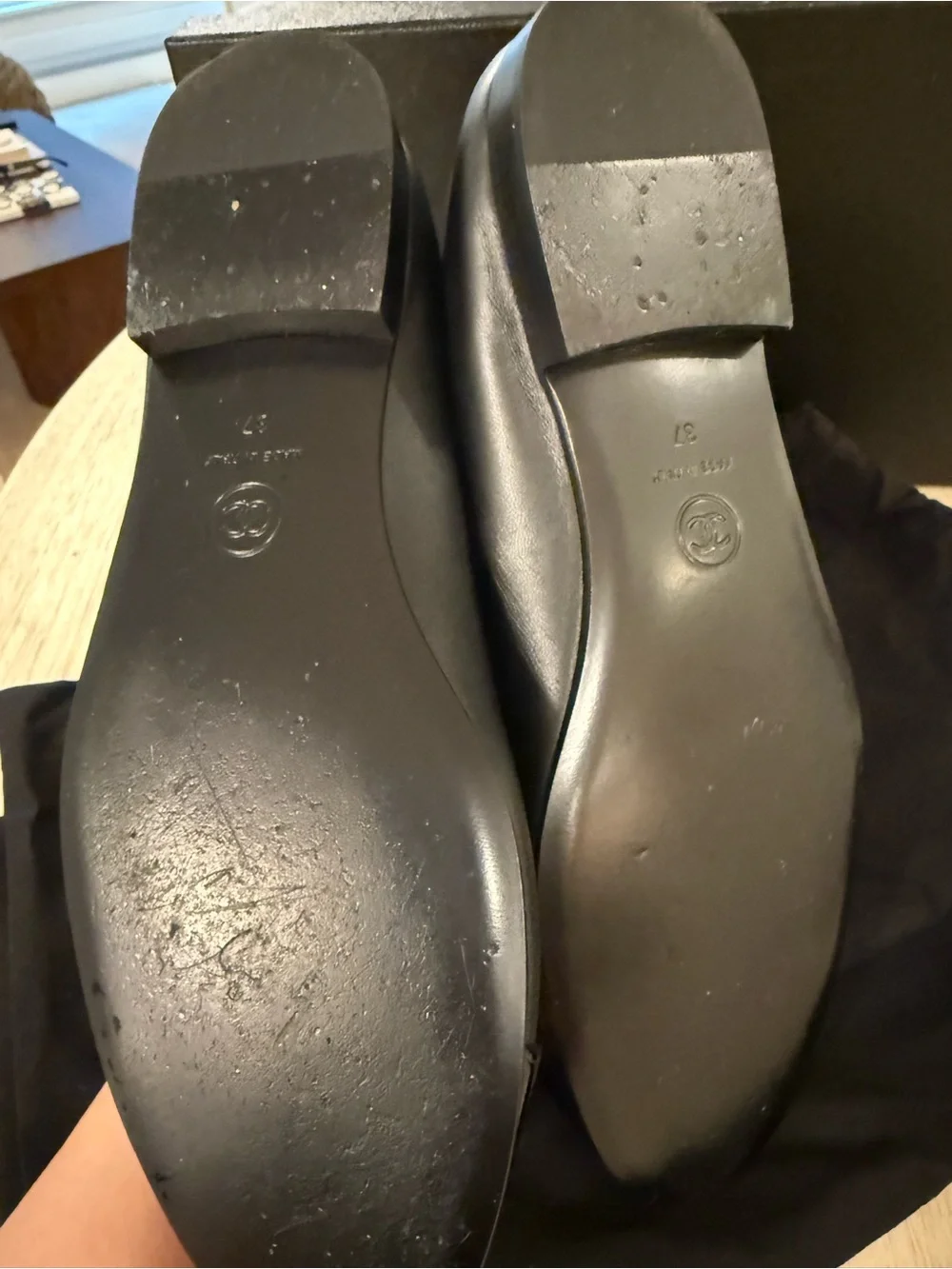 CHANEL Black Leather Cap-Toe Bow Ballet Flats